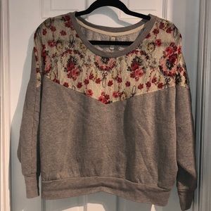 Free People thin sweatshirt